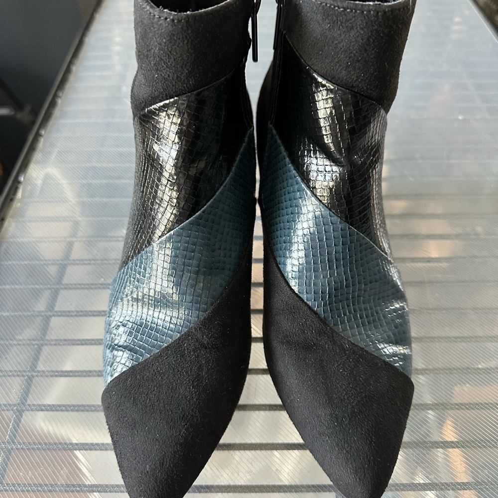 Impo Black and Blue Textured Ankle Boots Women's